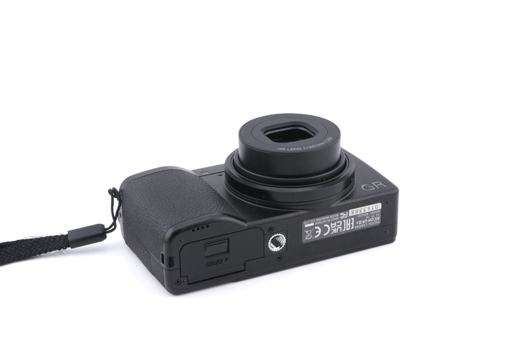Ricoh GR IIIx