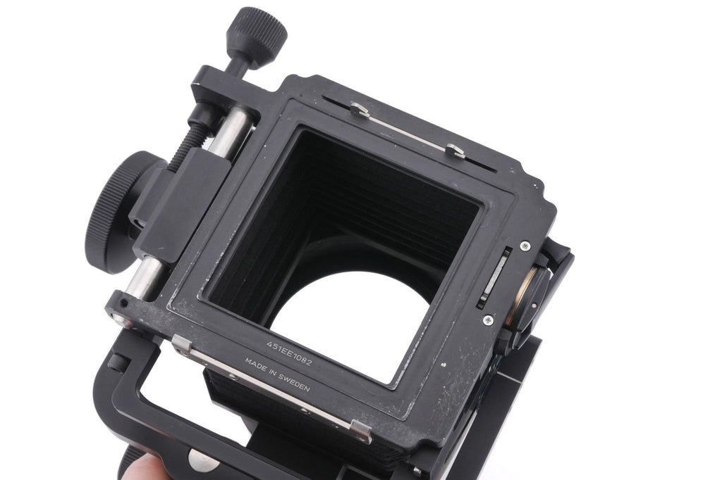 Hasselblad FlexBody (72109) + Focusing Screen Adapter (72405) + Stray Light Protection Slide (72411) + 20° Correction Slide (72415) + Cable Release (51694)