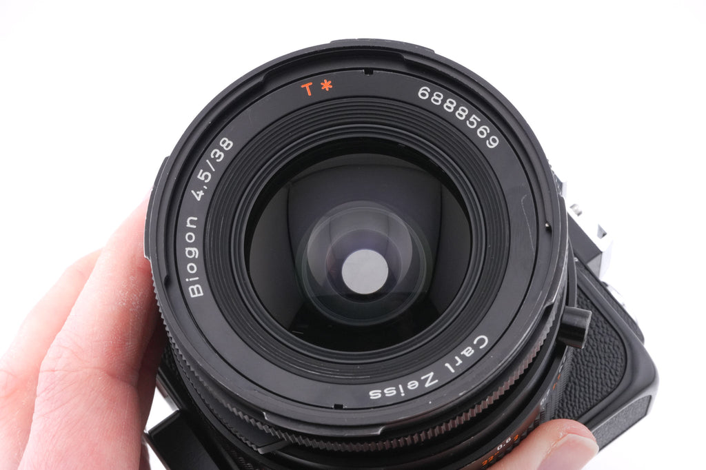 Hasselblad SWC/M (Biogon CF T*) (Type I) (Black, 10199) + SWC Viewfinder (52036) + A12N Film Magazine