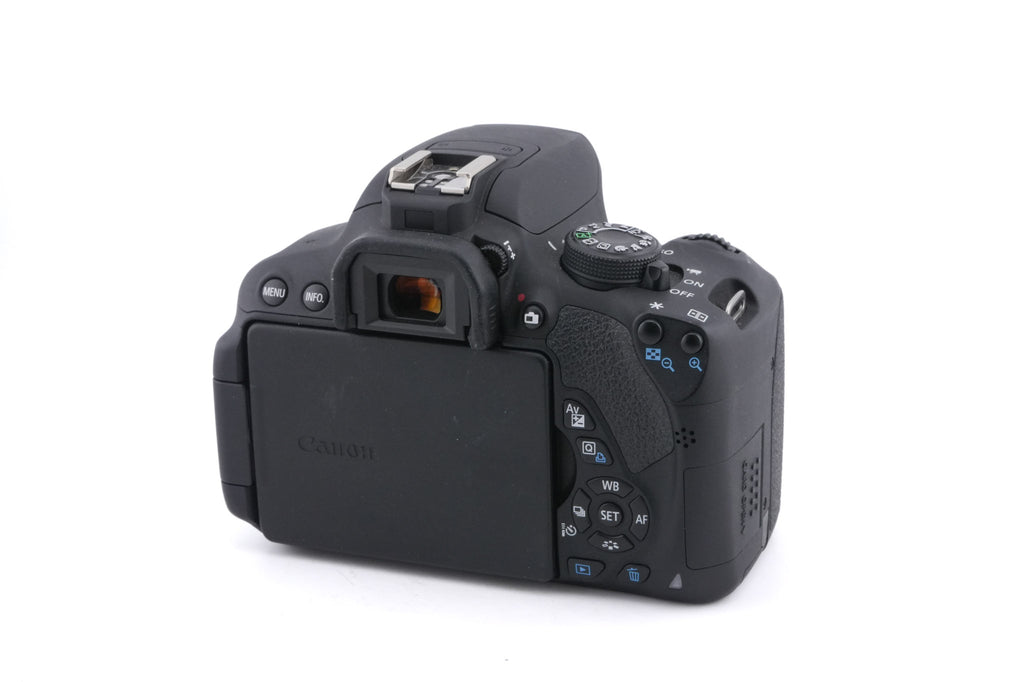 Canon EOS 700D