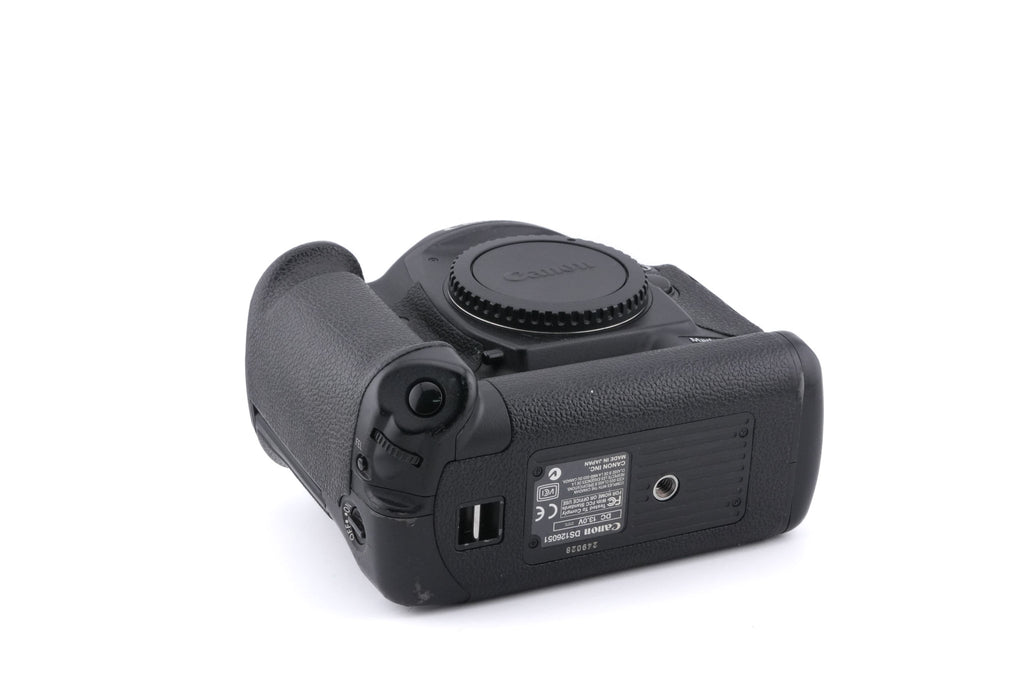 Canon EOS 1D Mark II