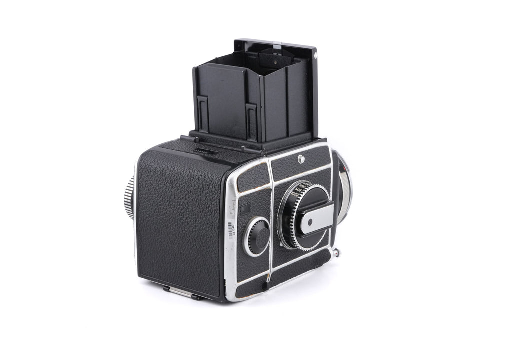 Rollei SL66 + 80mm f2.8 Planar + 6x6 Film Back + Waist Level Finder