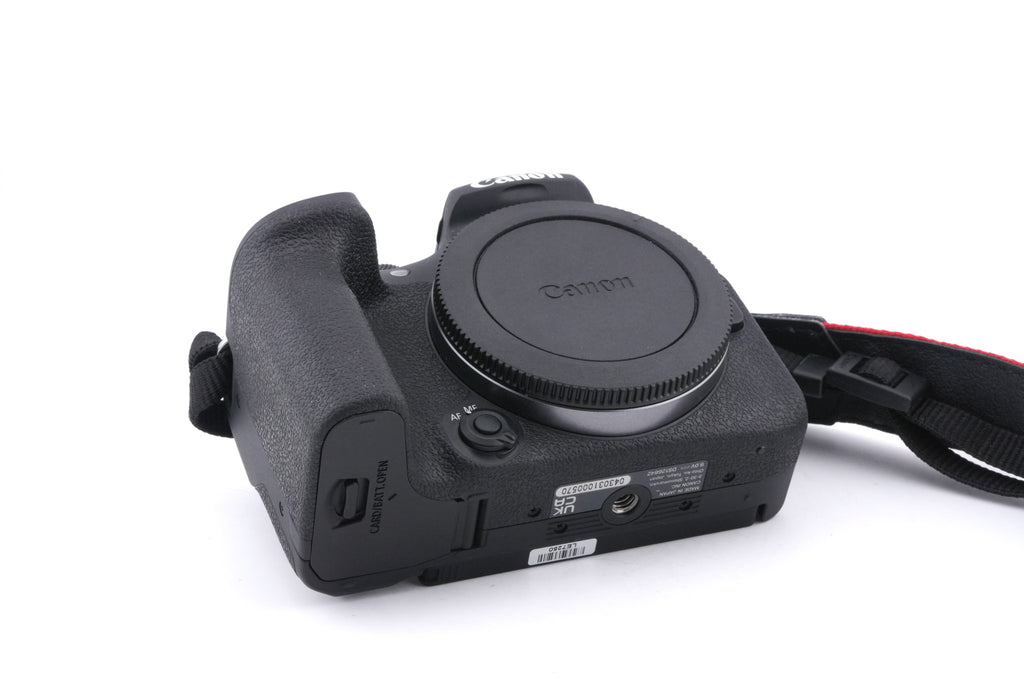 Canon EOS R10