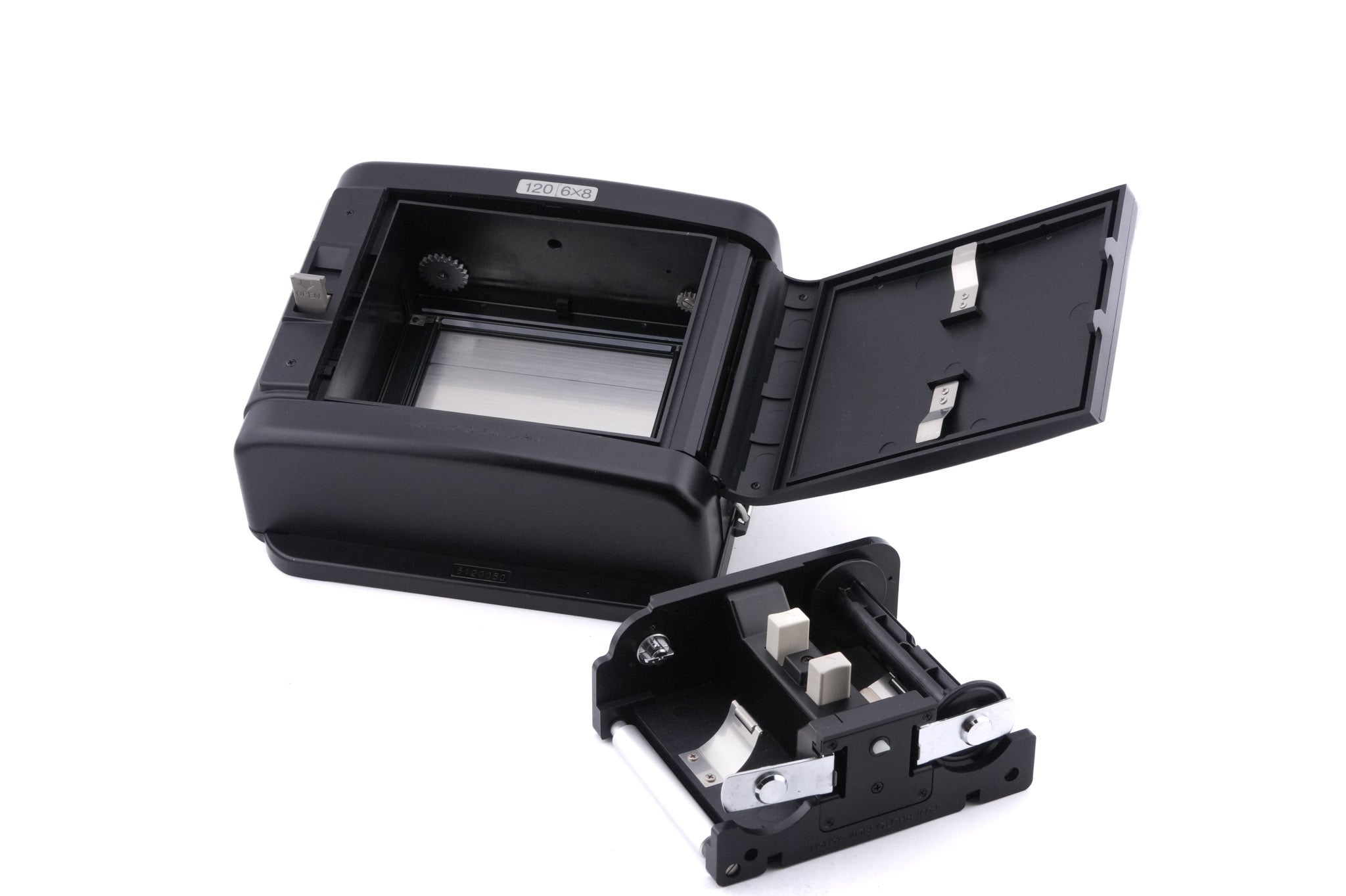 Fuji GX680 II + Magnifying Hood Loupe Finder + 180mm f3.2 EBC Fujinon GXD + GX680 120 Roll Film Holder