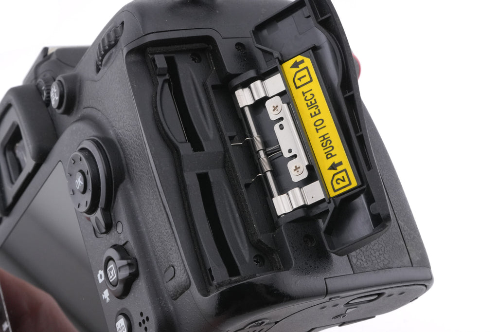 Nikon D7100