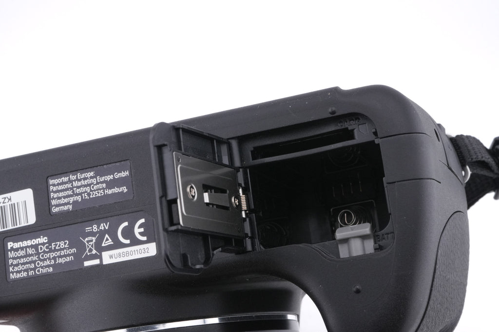 Panasonic Lumix DC-FZ82