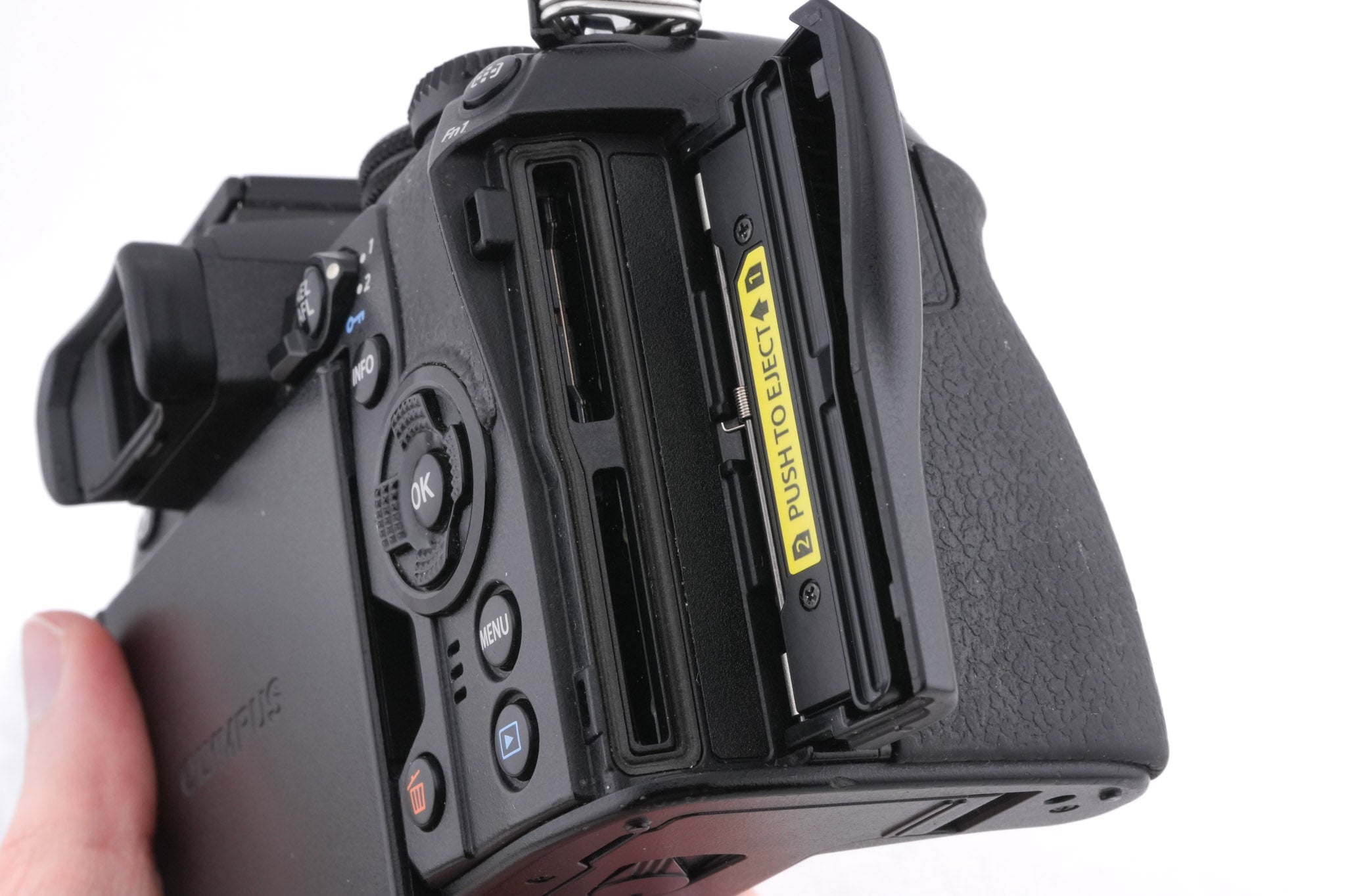 Olympus OM-D E-M1 Mark II