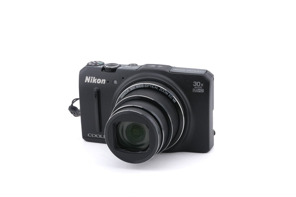 Nikon Coolpix S9700