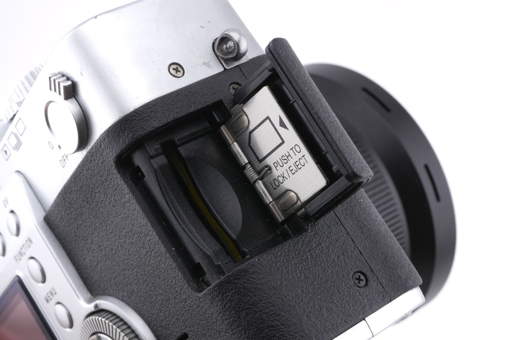 Leica Digilux 2