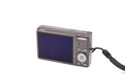 Nikon Coolpix S600