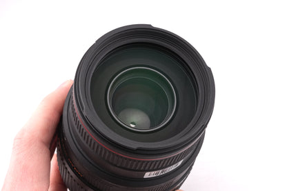Sigma 70-300mm f4-5.6 APO DG Macro