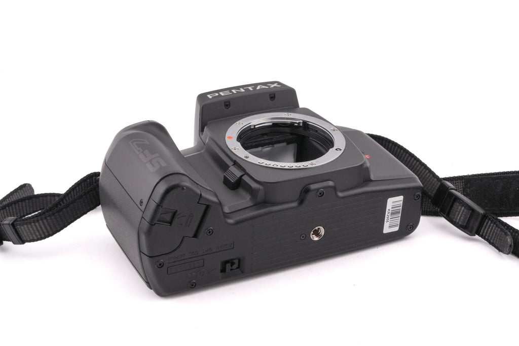 Pentax SF7
