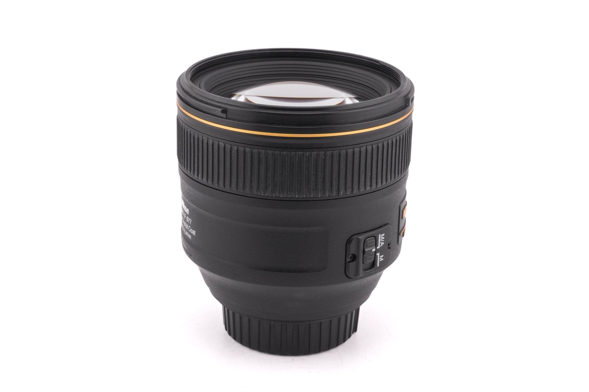 ニコン AF-S NIKKOR 85mm f/1.4G 美品 Nikon AF-S NIKKOR 85mm f/1.4Gを徹底解説。作例からレビュー