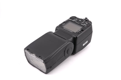 Nikon SB-700 Speedlight