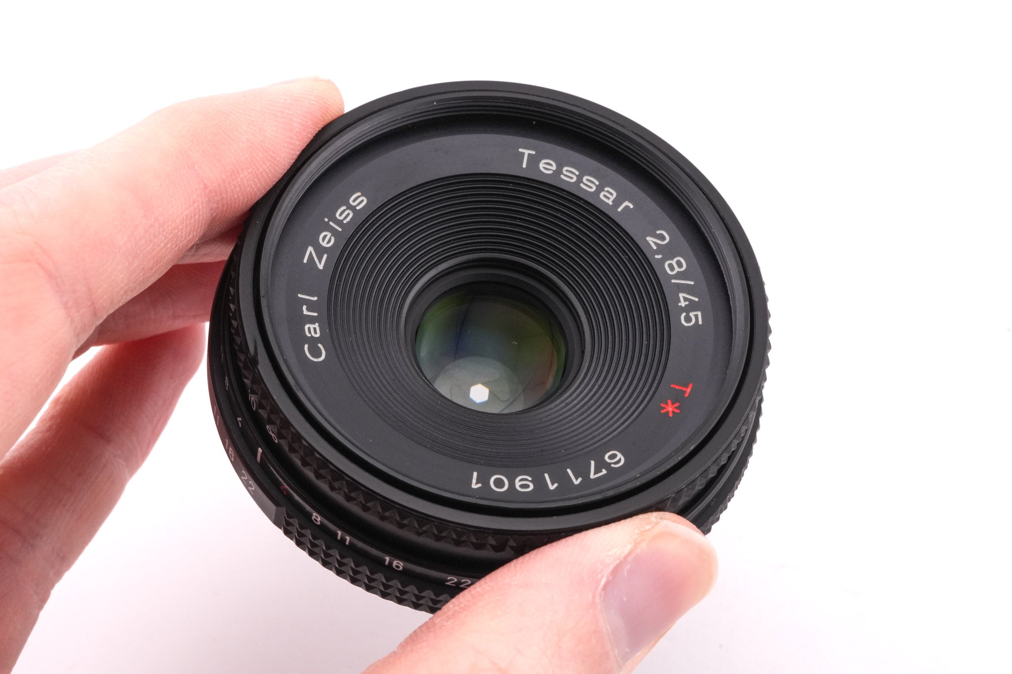 ヤシカCONTAX Zeiss Tessar T* 45mm F2.8 AEJ Contax 45mm F/2.8 Tessar T* MM C/Y Mount Lens {49}