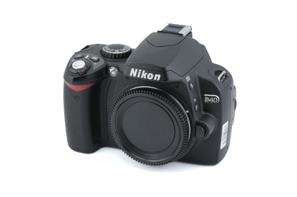 Nikon D40
