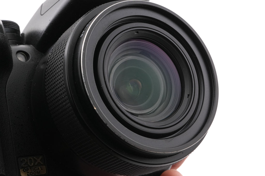 Olympus SP-570UZ