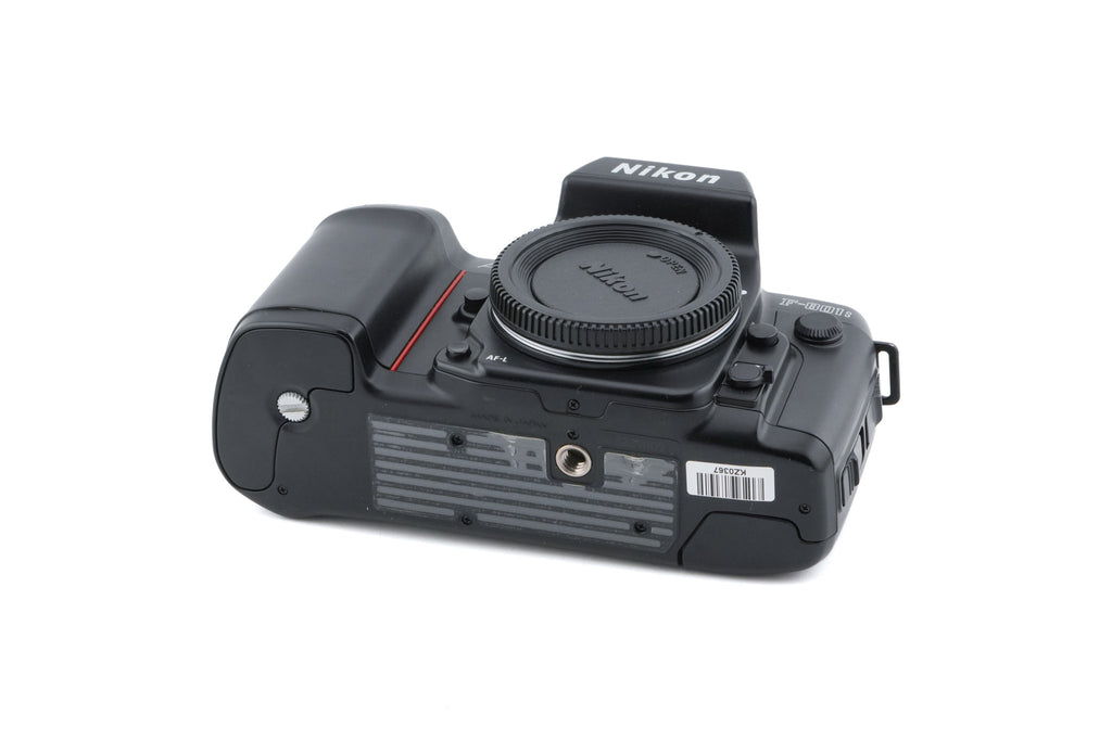 Nikon F-801s