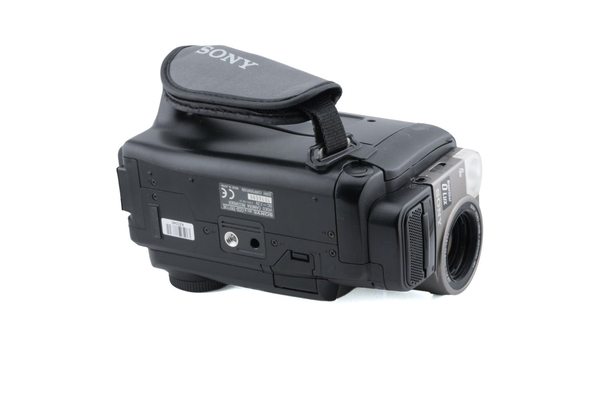 Sony Handycam CCD-TR713E