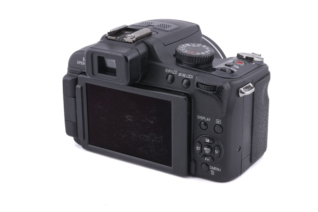 Leica V-Lux 2
