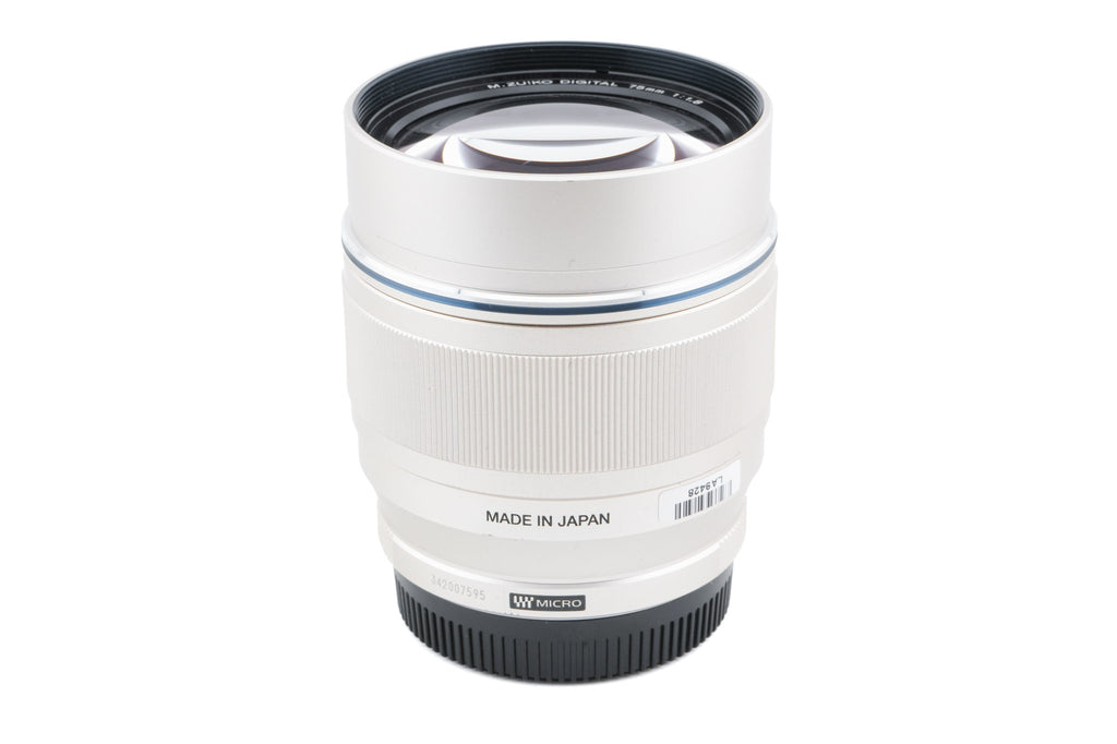 Olympus 75mm f1.8 M.Zuiko Digital ED MSC
