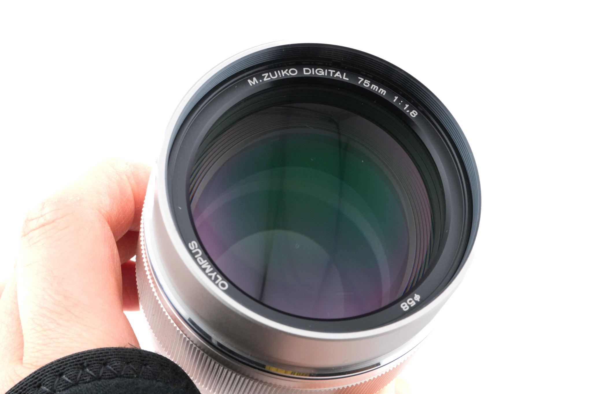 Olympus 75mm f1.8 M.Zuiko Digital ED MSC
