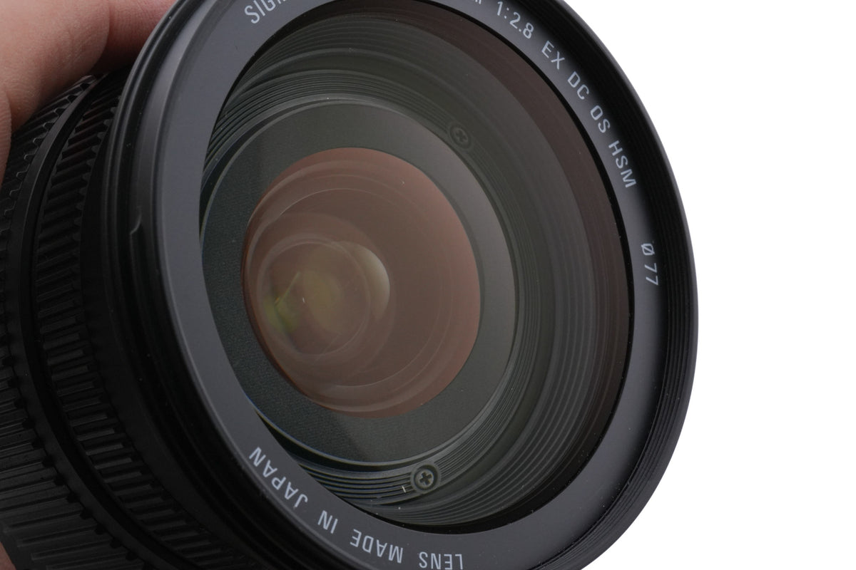 Sigma 17-50mm f2.8 EX DC OS HSM