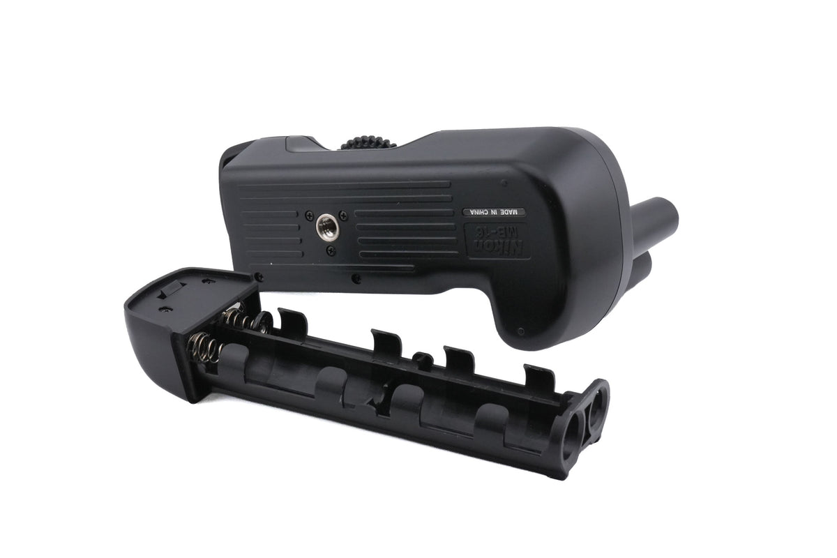 Nikon MB-16 Battery Pack