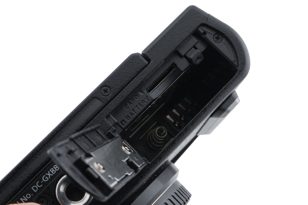 Panasonic Lumix DC-GX880