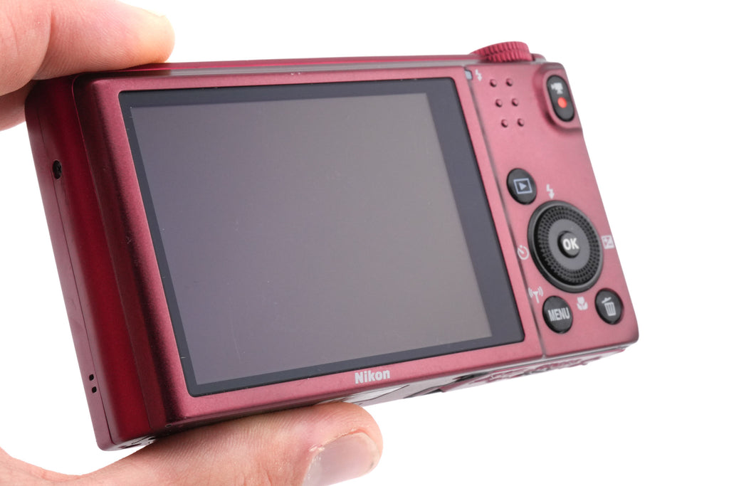 Nikon Coolpix S9600