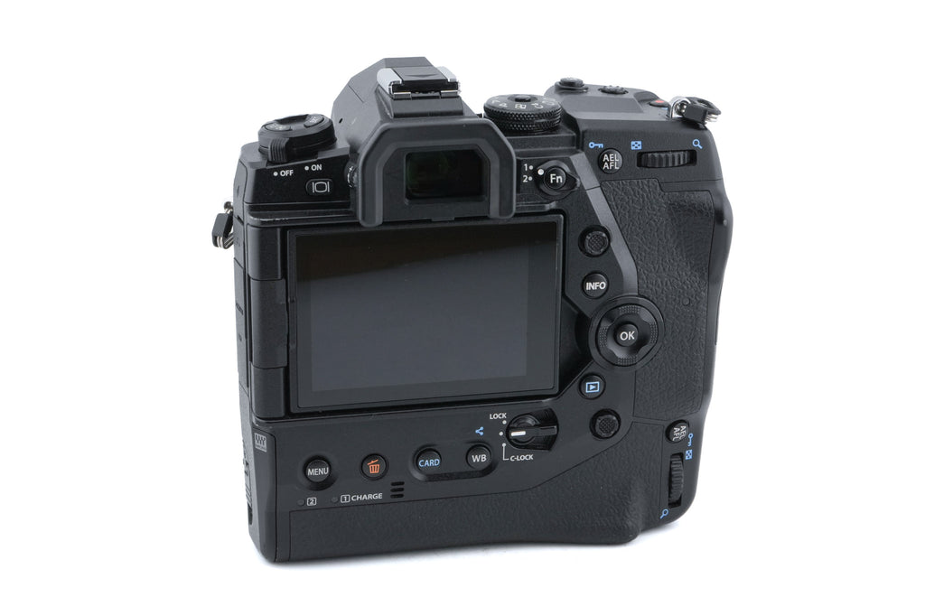 Olympus OM-D E-M1X