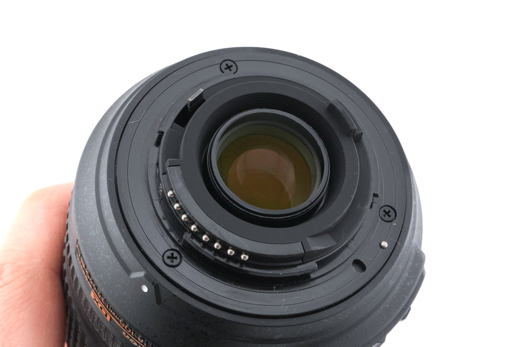 Nikon 18-105mm f3.5-5.6 AF-S Nikkor G ED VR