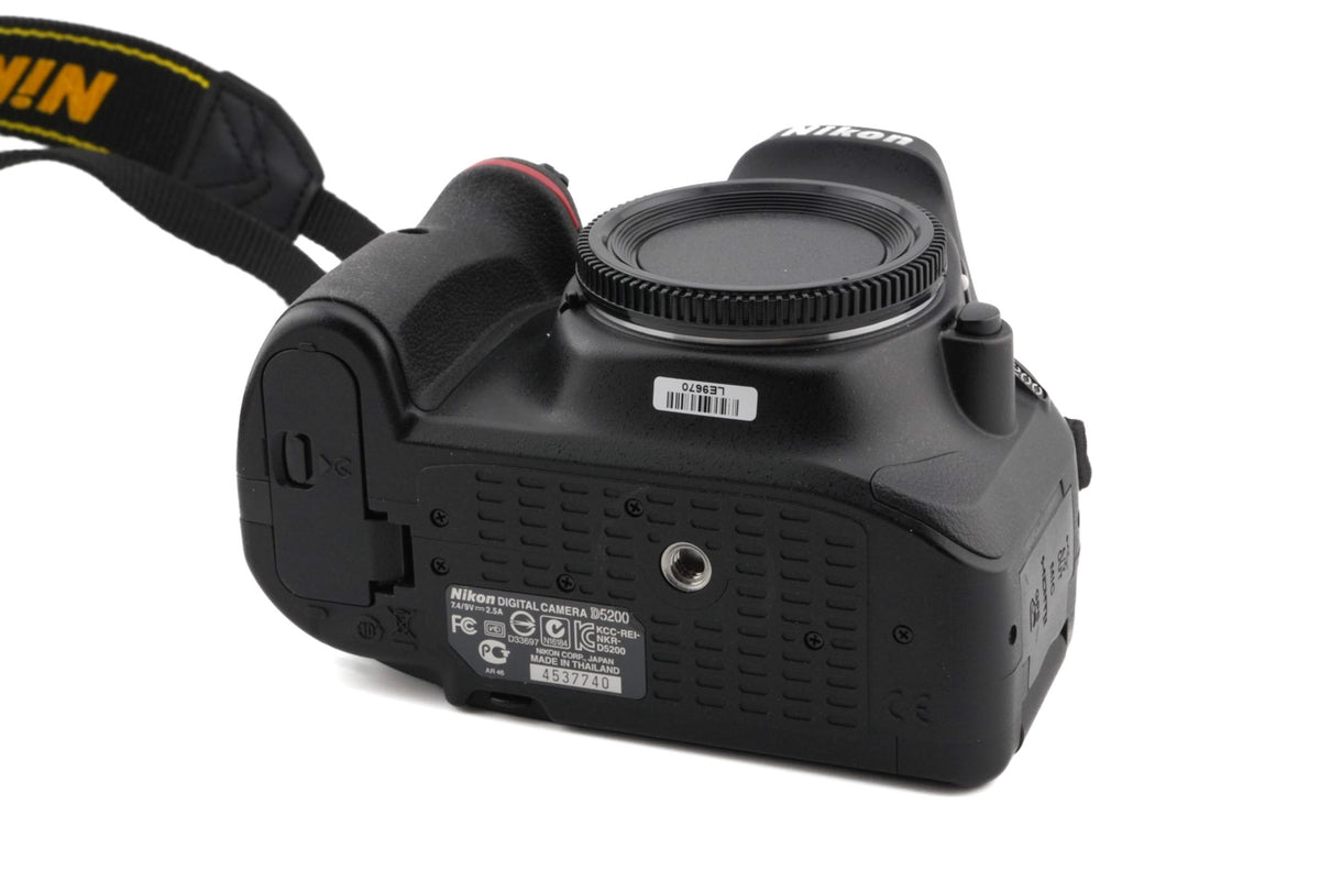 Nikon D5200