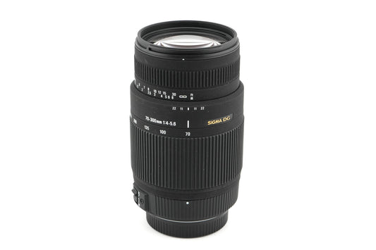 Sigma 70-300mm f4-5.6 DG Macro - Lens