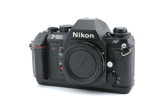 Nikon F-501 - Camera