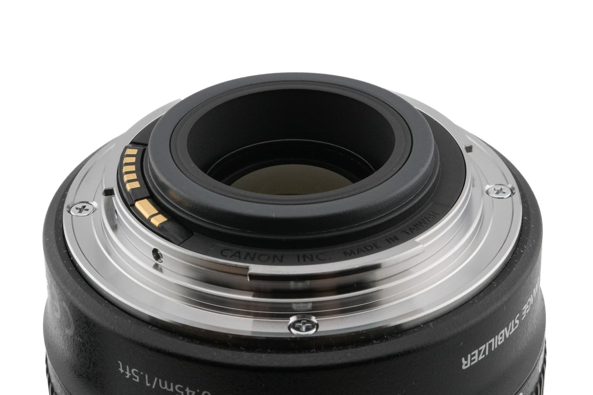 Canon 18-135mm f3.5-5.6 IS