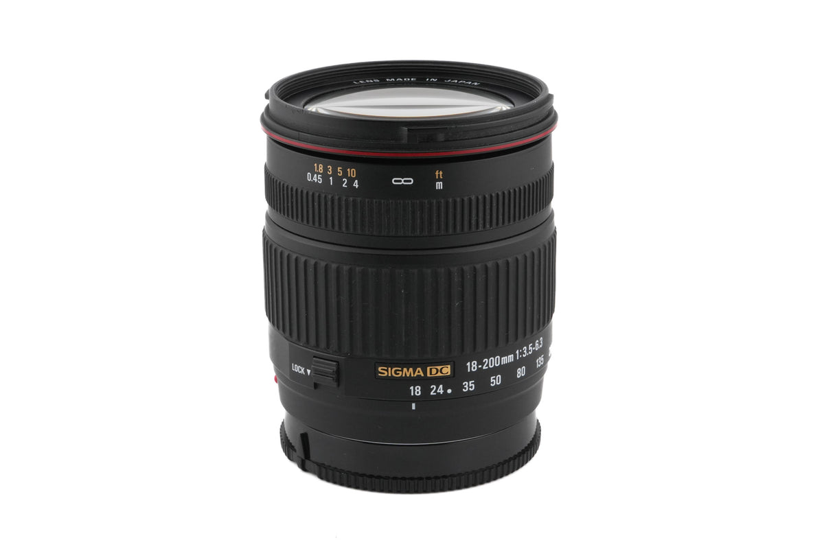 Sigma 18-200mm f3.5-6.3 DC