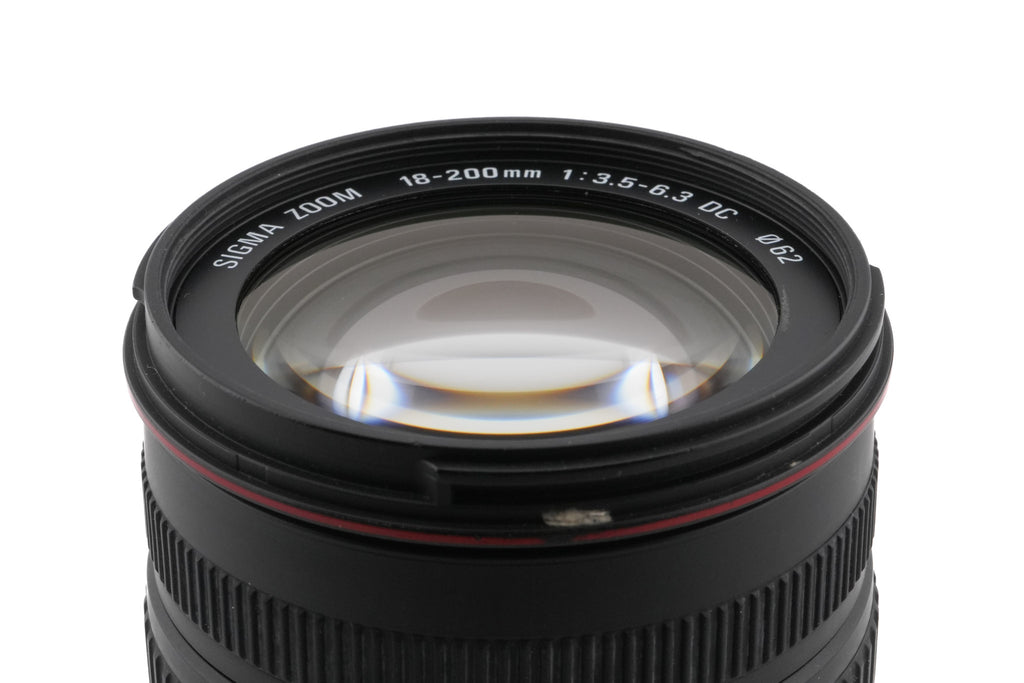 Sigma 18-200mm f3.5-6.3 DC