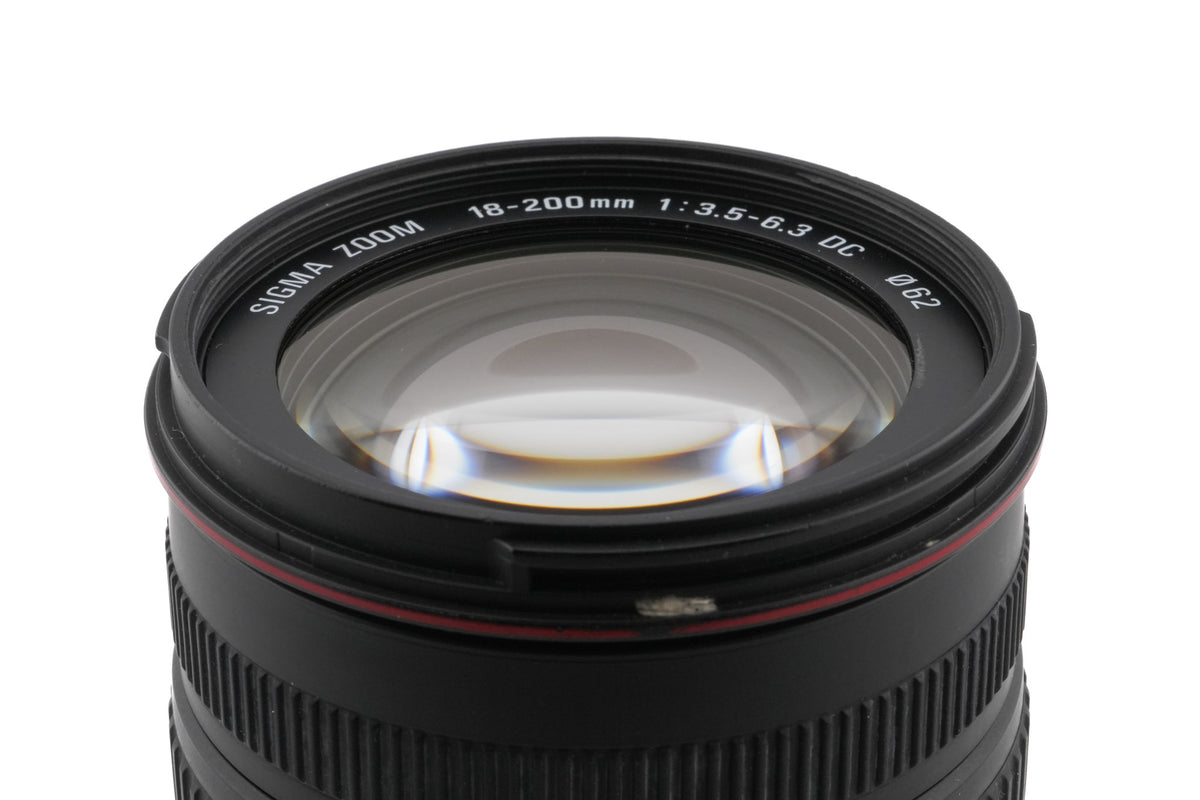 Sigma 18-200mm f3.5-6.3 DC