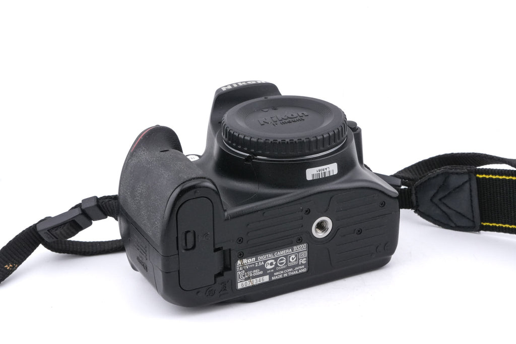 Nikon D3200