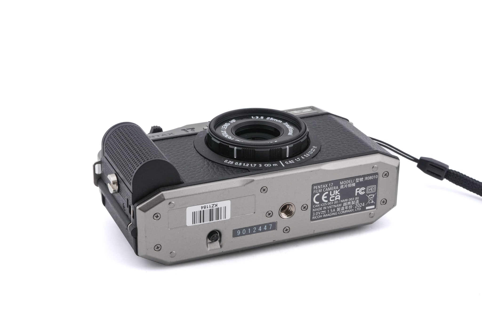 Pentax 17