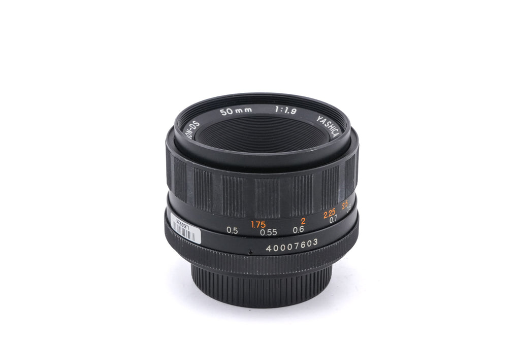 Yashica 50mm f1.9 Yashinon-DS