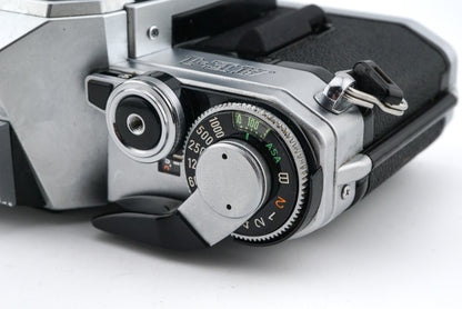 Canon AE-1 + 35-70mm f4 FDn