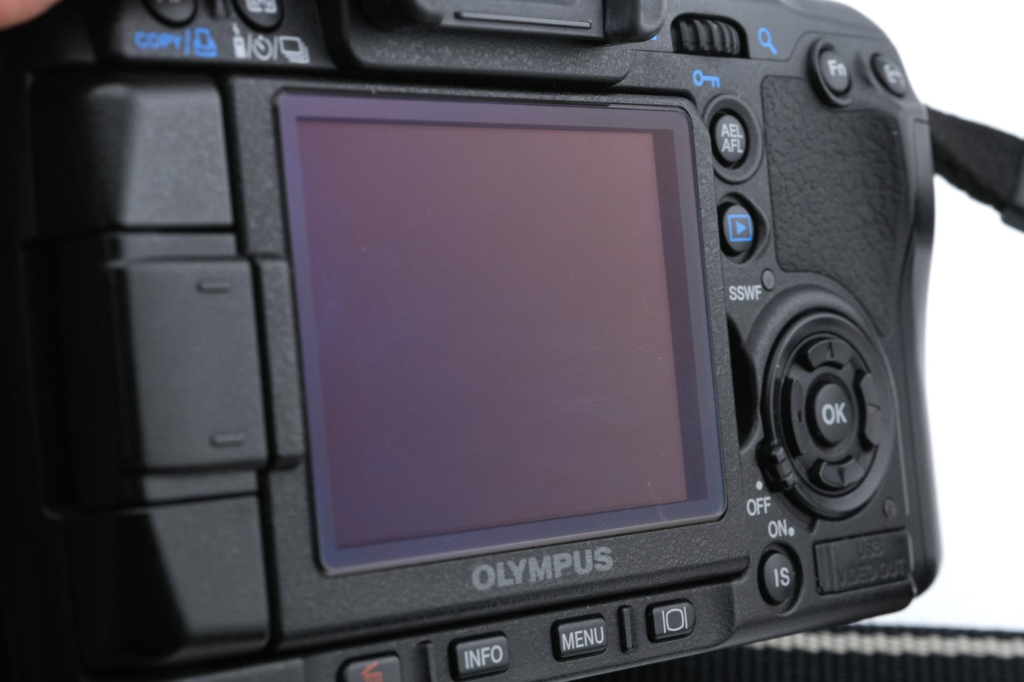 Olympus E-30