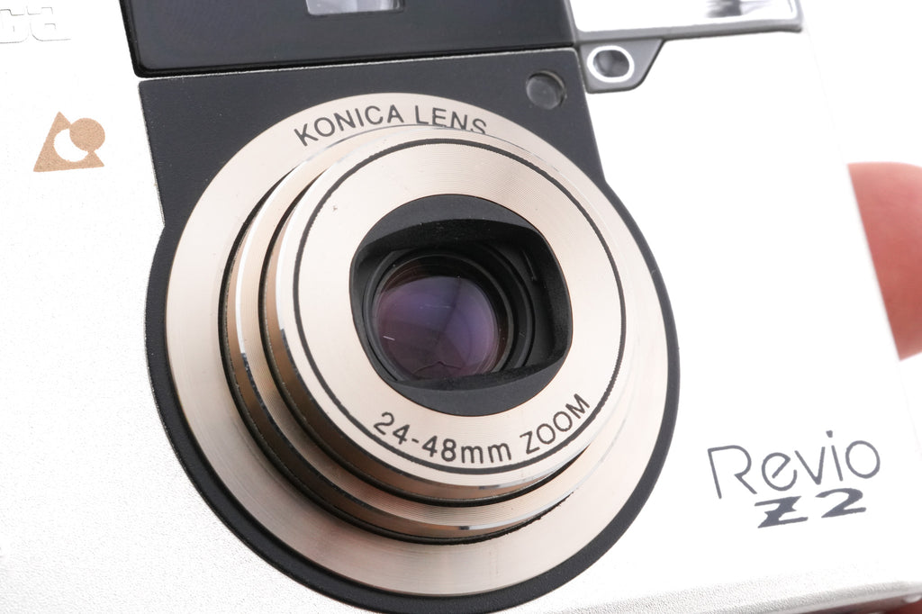 Konica Revio Z2