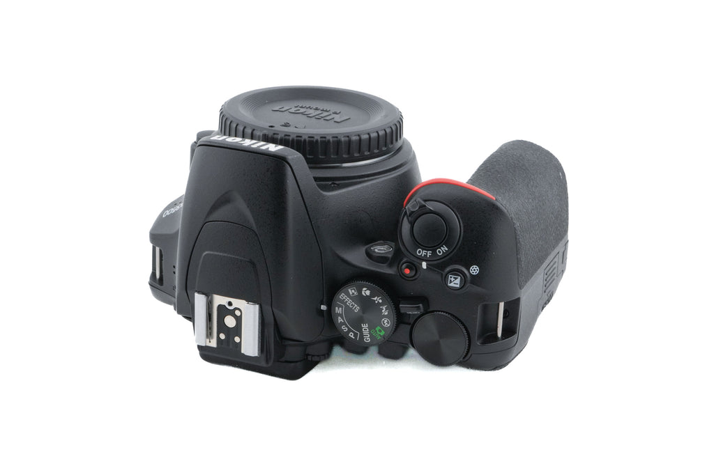Nikon D3500