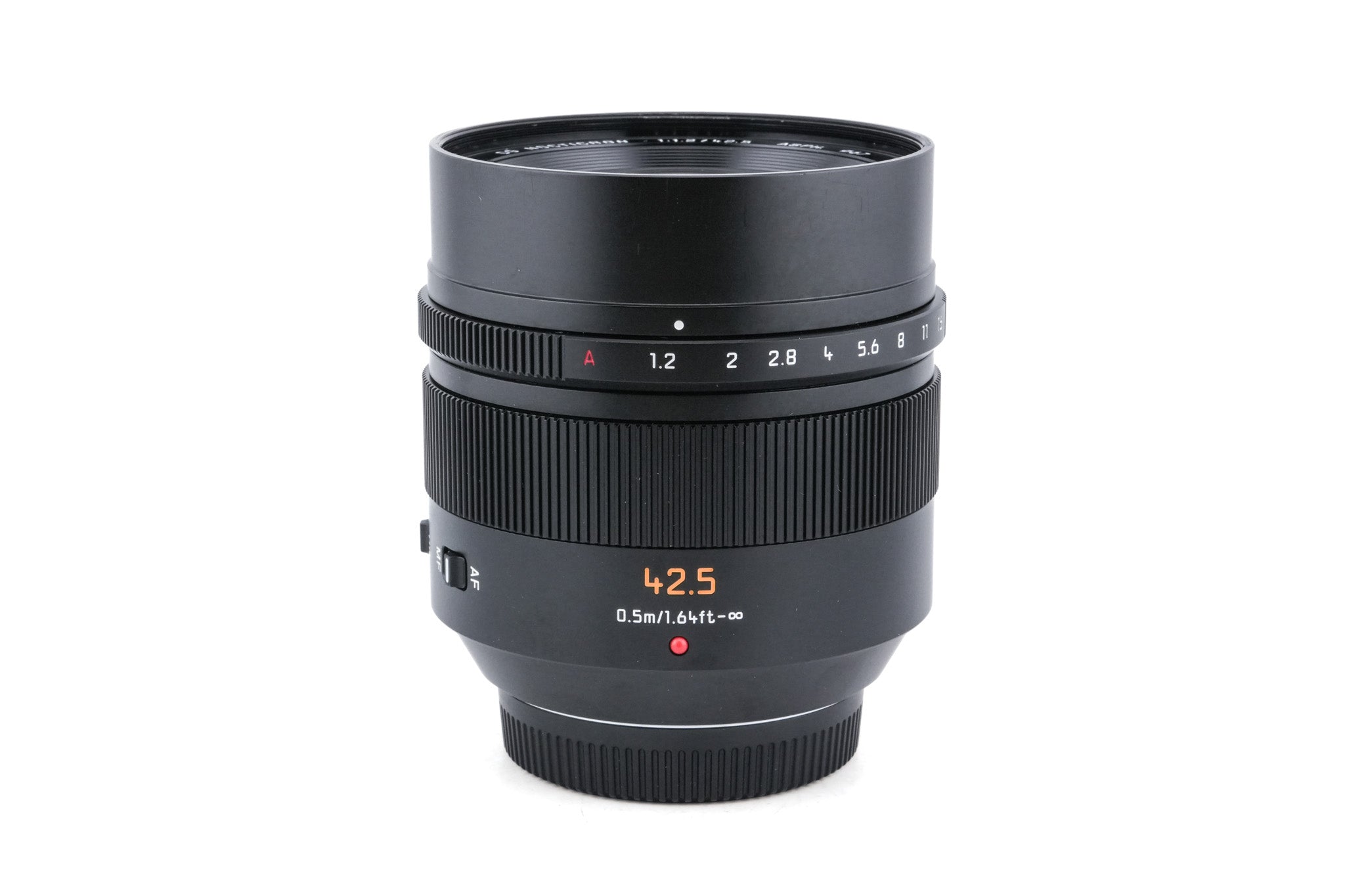 Panasonic 42.5mm f1.2 Leica DG Nocticron ASPH. Power O.I.S. (H
