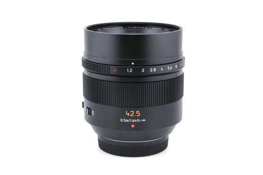 Panasonic 42.5mm f1.2 Leica DG Nocticron ASPH. Power O.I.S. (H-NS043)