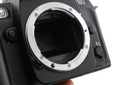 Nikon F80