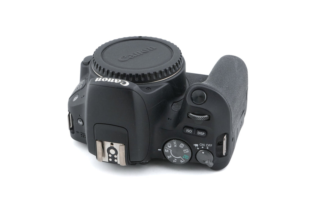 Canon EOS 200D